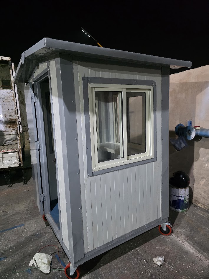 Guard Room 6x4x7 - Dimension (L*w*h): 6x4 Foot (Ft)