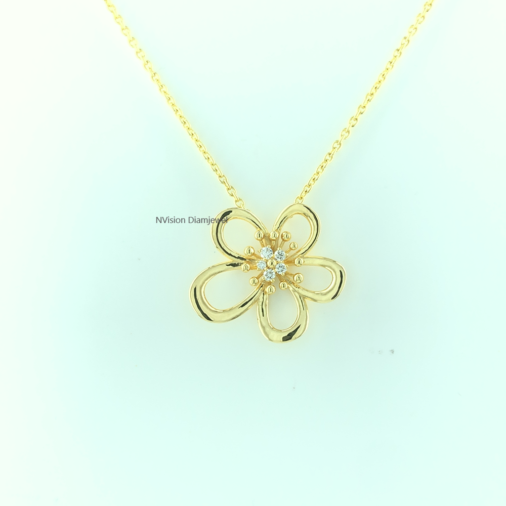 Golden Cleef Clover Pendant Set