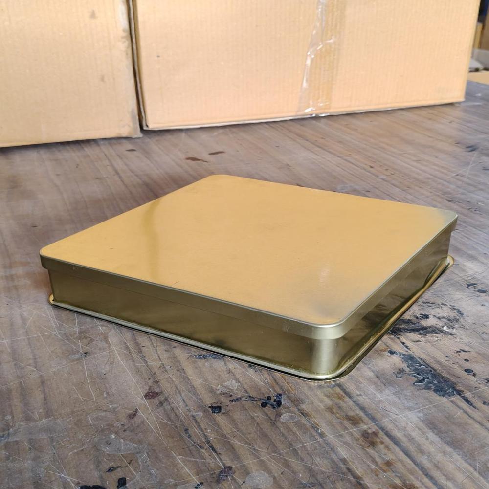 Square tin Box 200 * 200 mm
