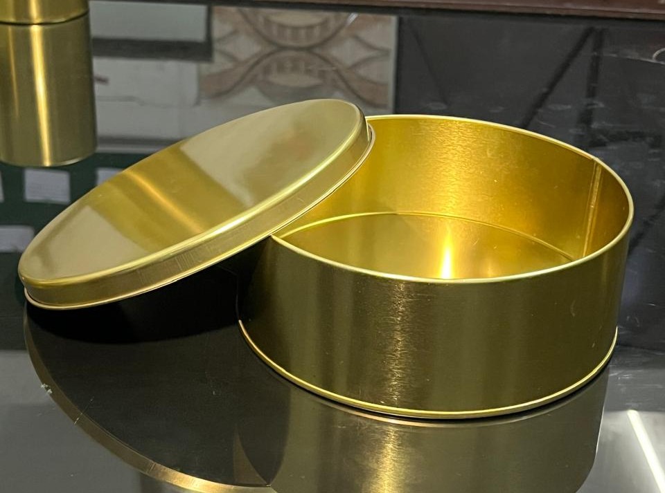 Plum Cake Tin box 160 mm Dia