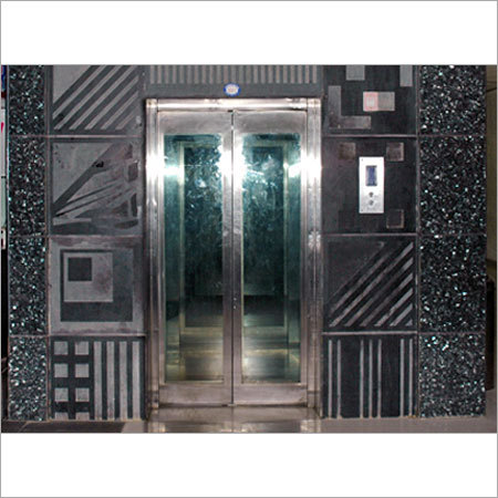 व्यावसायिक लिफ्ट