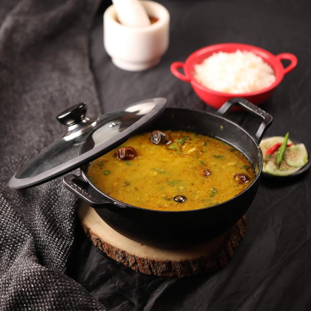 Vinod Legacy Pre-Seasoned Cast Iron Kadai 2.4 L, 22cm | Kadhai with Glass Lid | 100% Pure, Naturally Stick-Free | Gas Compatible | Traditional Kadai for Biryani, Curry & Deep Frying | Healthy Cooking