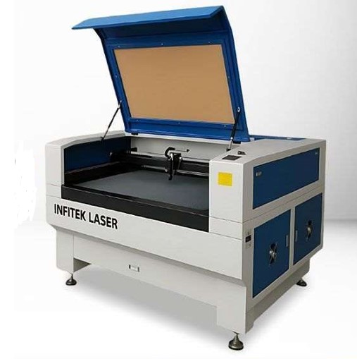 4x8CO2 Laser Cutting Machine
