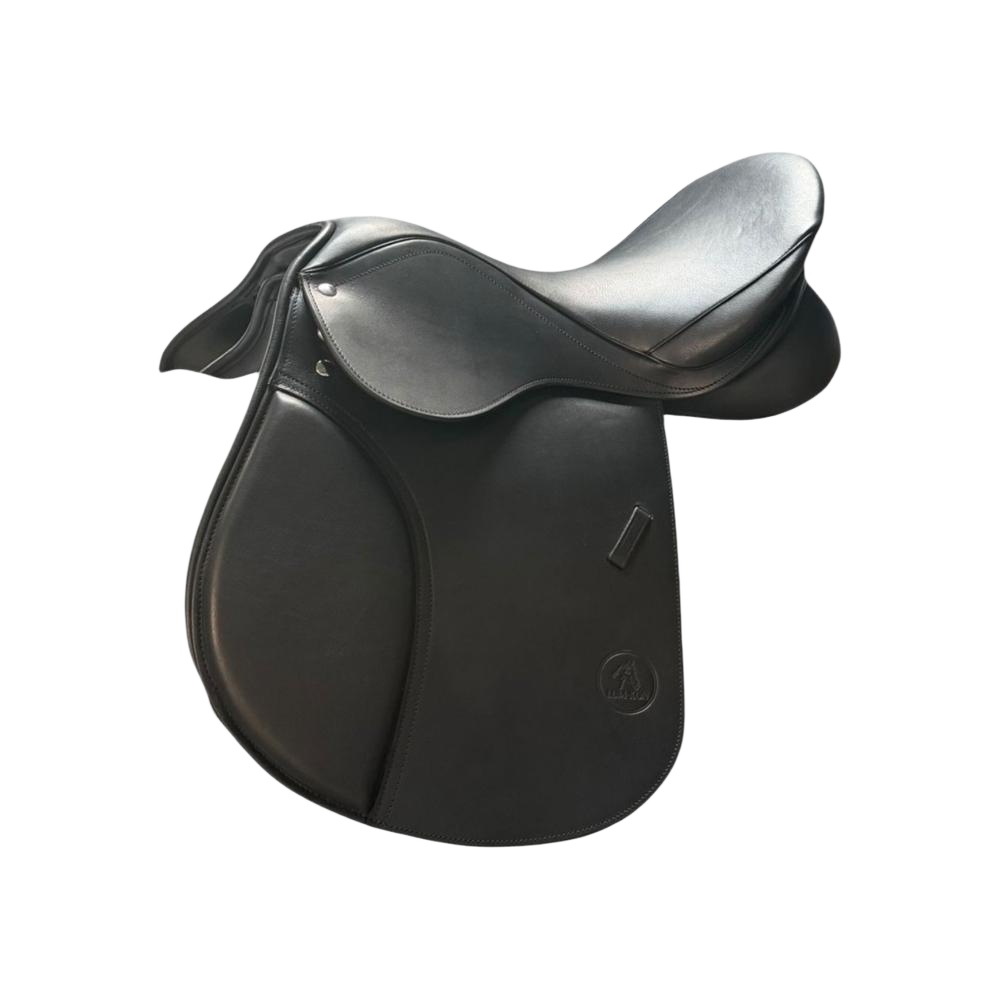 HORSE JUMPING SADDLE
