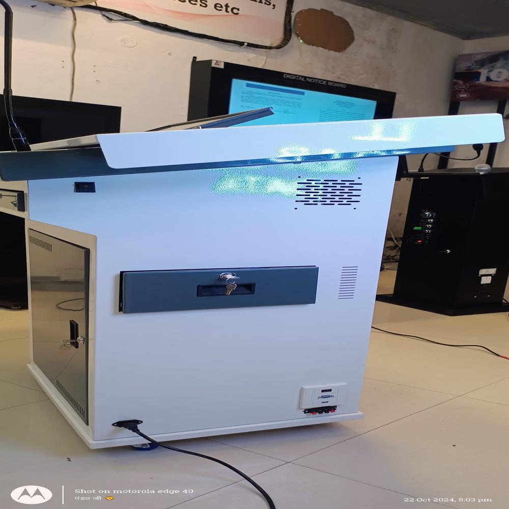 Smart Lecture Podium - Color: Black