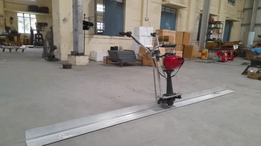 Concrete Vibratory Screed