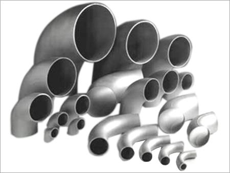 पाइप और पाइप फिटिंग्स