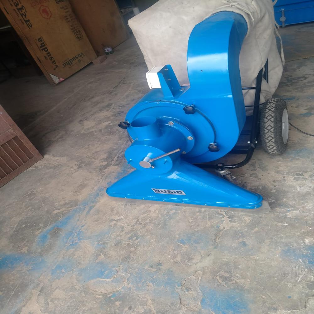 Road Sweeper Machine
