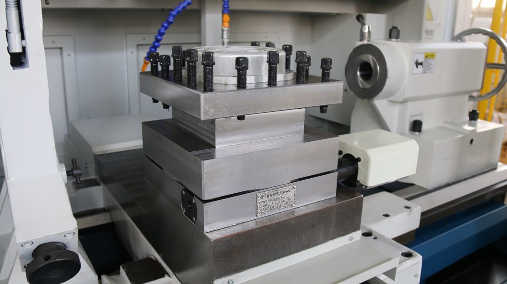 CNC Pipe Threading  Machine