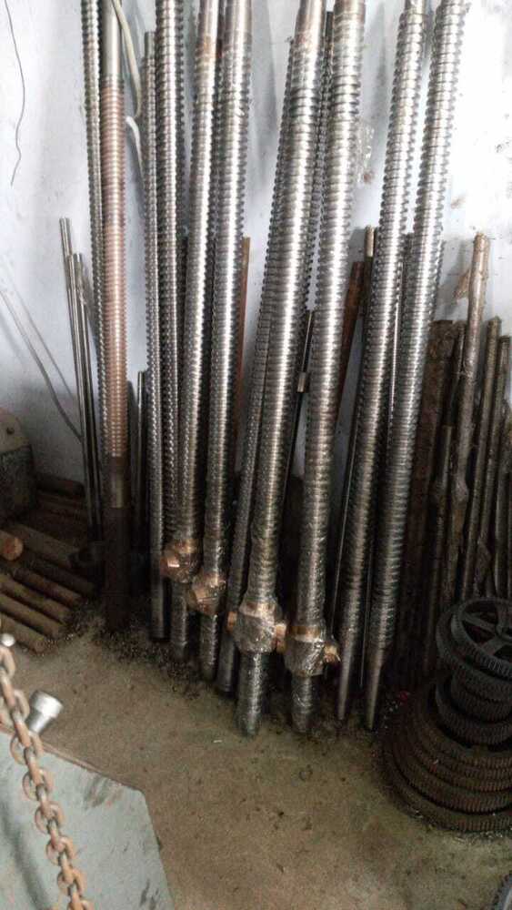 Tilting Screw And Nut