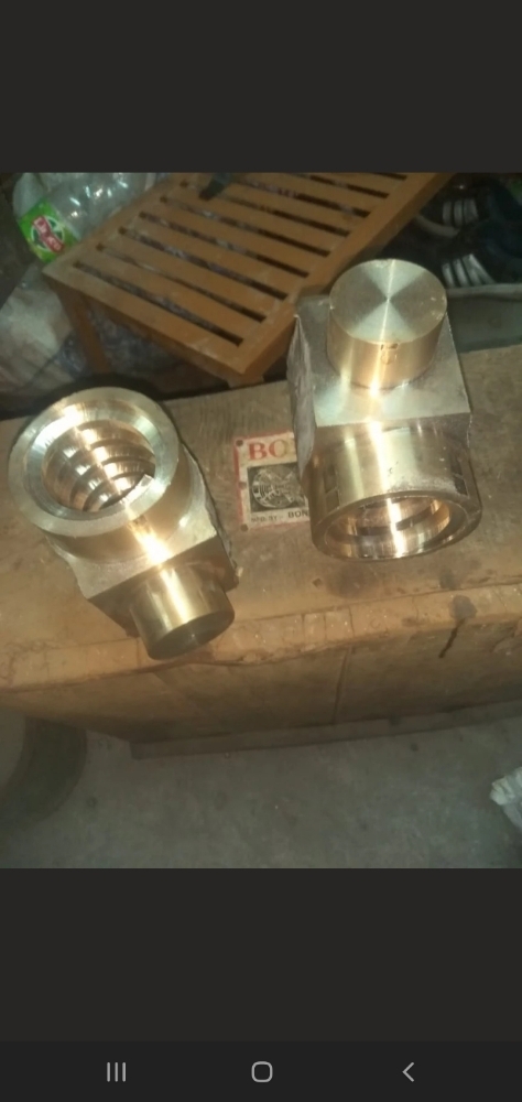 Tilting Screw Nut