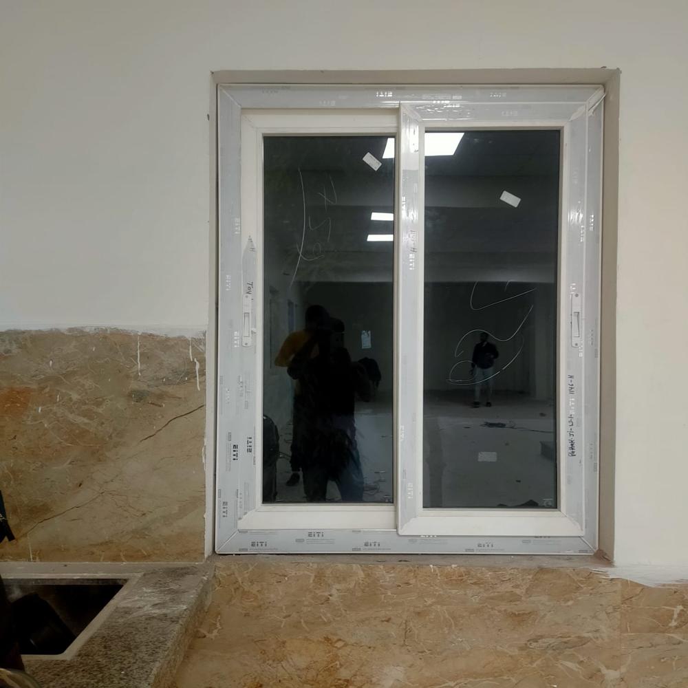 3 Track UPVC Sliding Toughened Glass Window