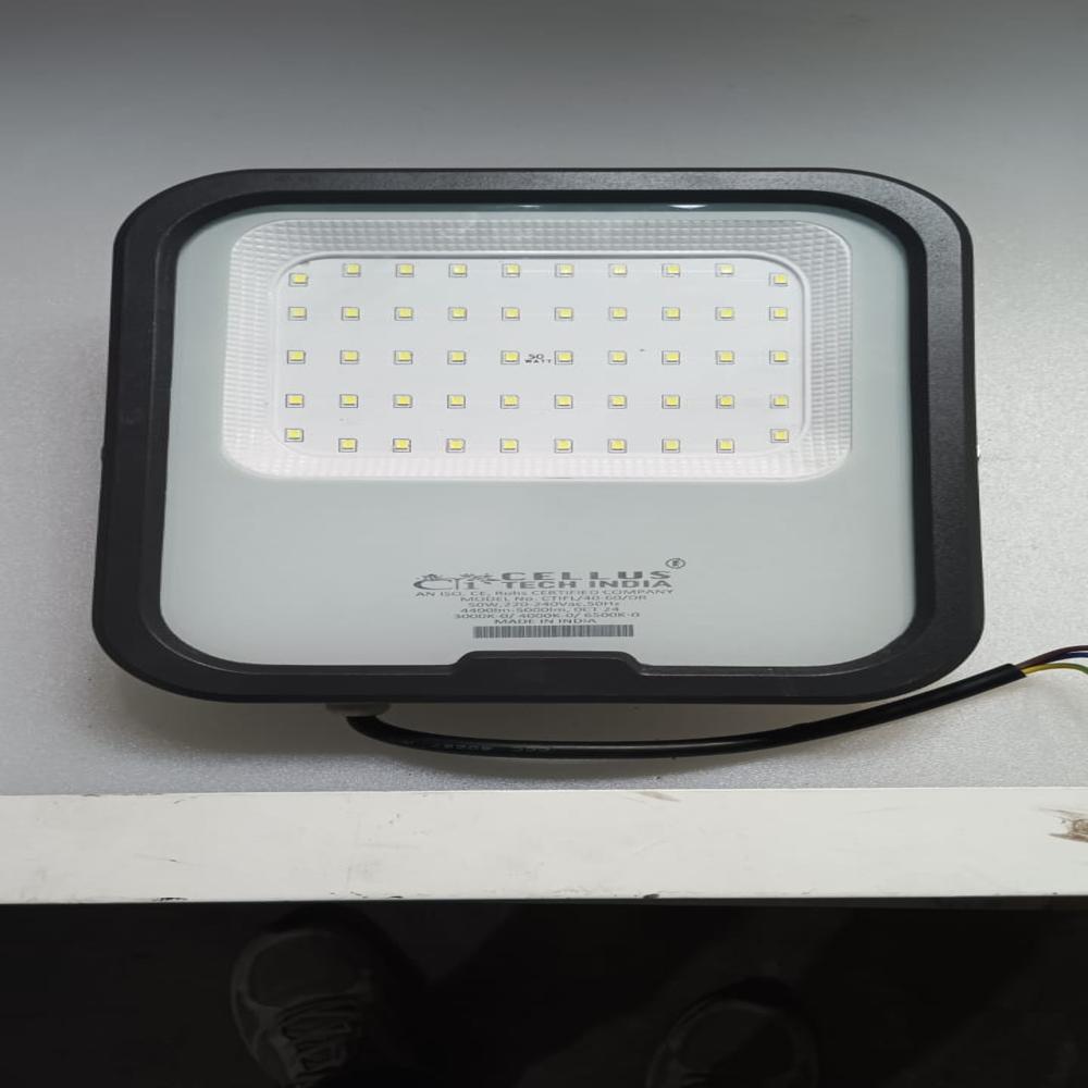 LED Flood Light Concepto Model (50W, 100W, 150W, 200W)