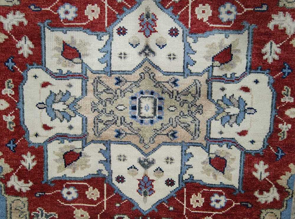 8 Feet 10 Feet Hand Knotted Woolen Carpet