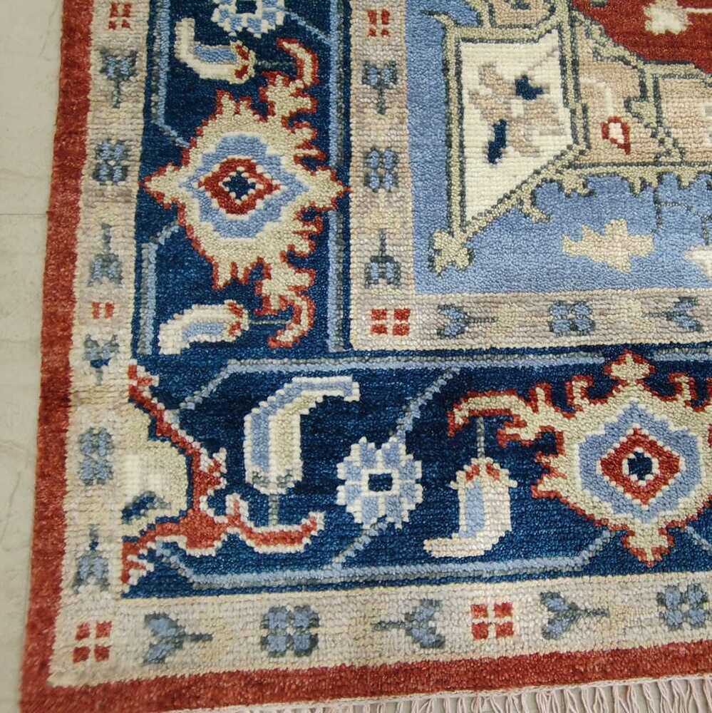 8 Feet 10 Feet Hand Knotted Woolen Carpet