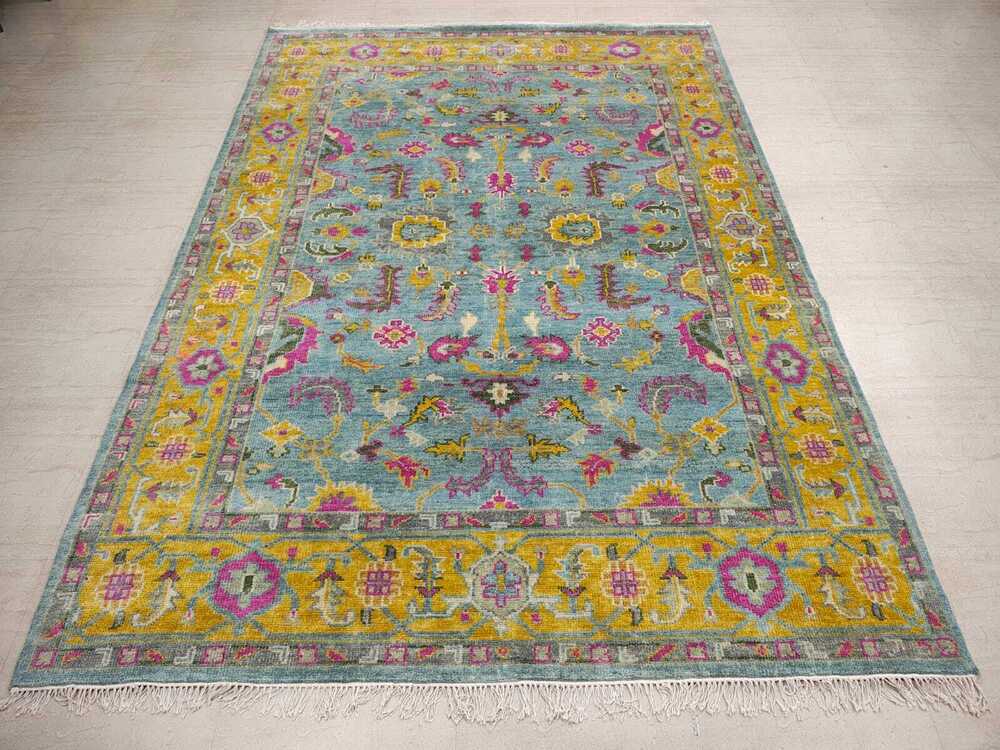 9 Feet 12 Feet Hand Knotted Woolen Carpet