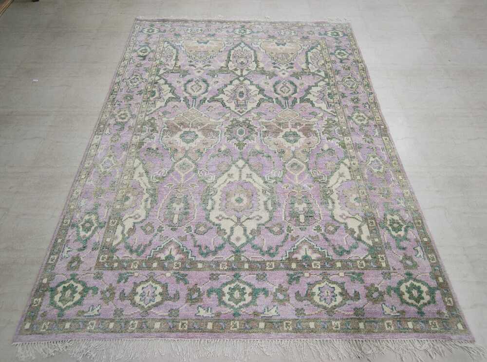 Customized 8 Feet 10 Feet Hand Knotted Carpet