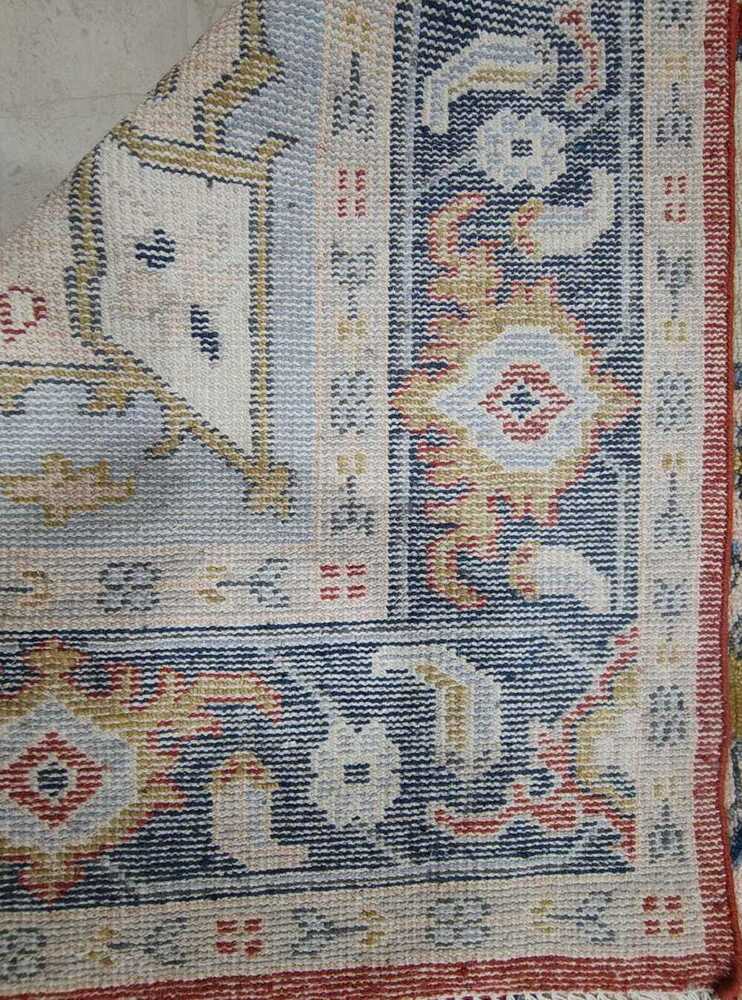 8 Feet 10 Feet Hand Knotted Carpet