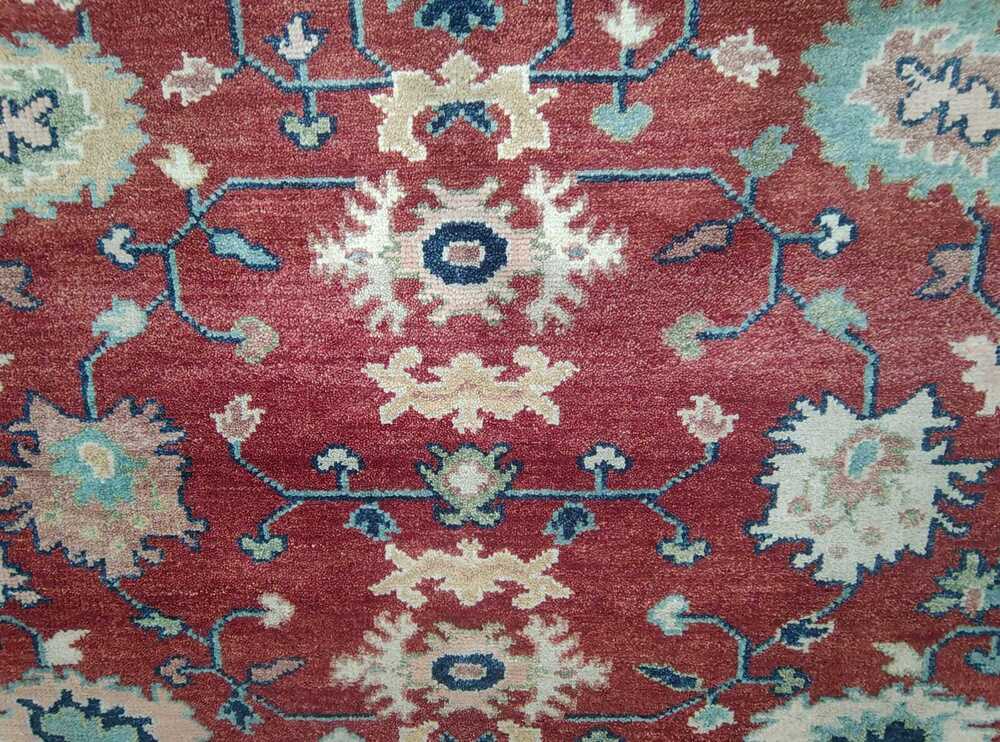 Customized 8 Feet 10 Feet Woolen Carpet