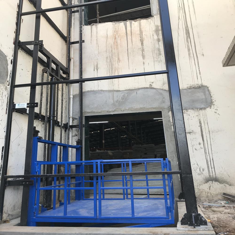 MS Goods Lift With Trolley