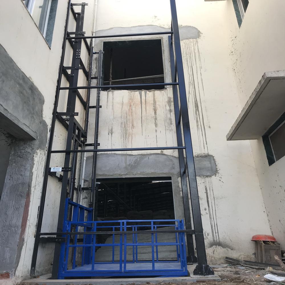 MS Goods Lift With Trolley