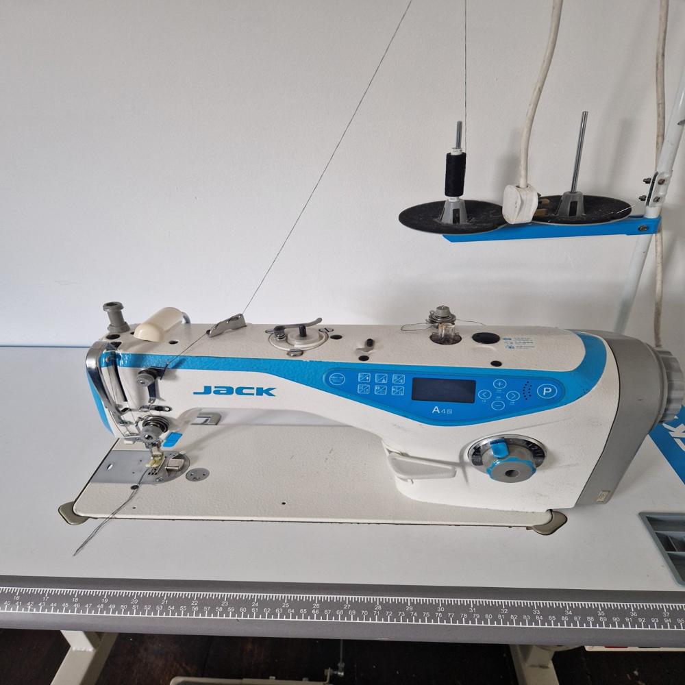 Jack A4 Series Lockstitch Industrial Sewing Machine - Metal Frame, 520x250x350mm, White And Blue | Built-in Direct Drive Servo Motor, Digital Panel, Automatic Thread Trimming