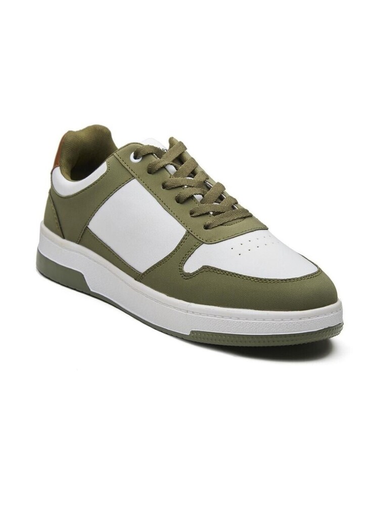 Casual sneakers shoes