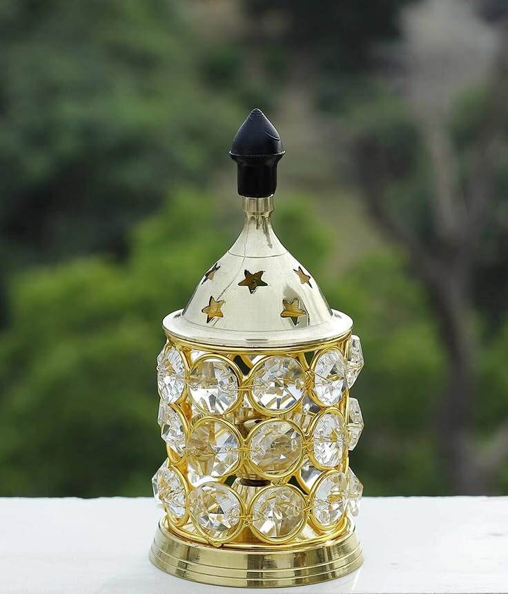 Ankhand Crystal Diya - Height: Approximately 5 Inches