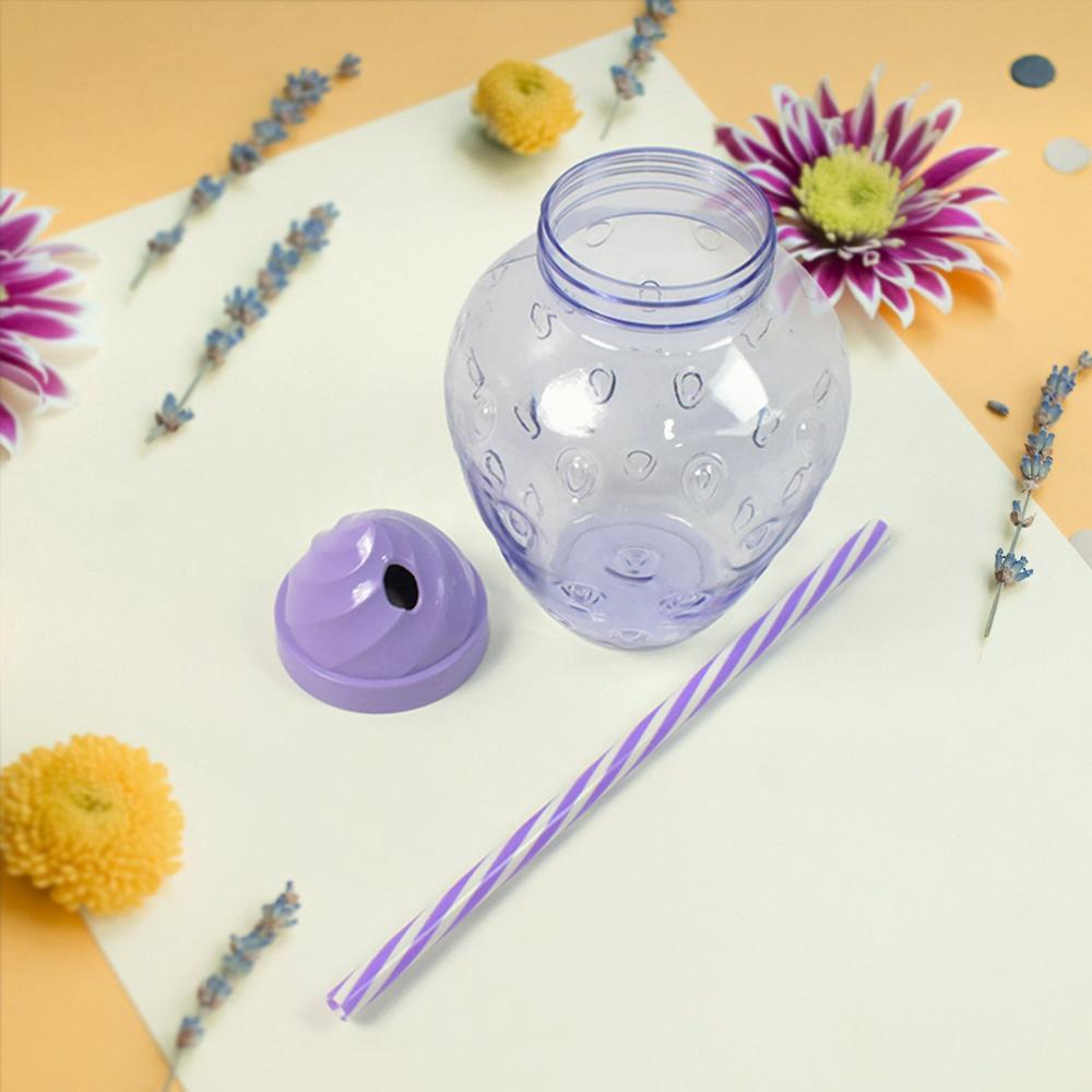 Single Plastic Drinking Cup Durable, Lightweight, and Easy to Use (1 Pc)