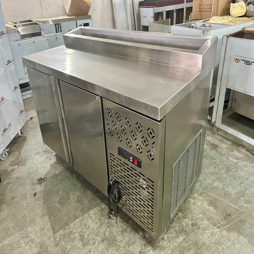 Stainless steel commercial undercounter refrigerator
