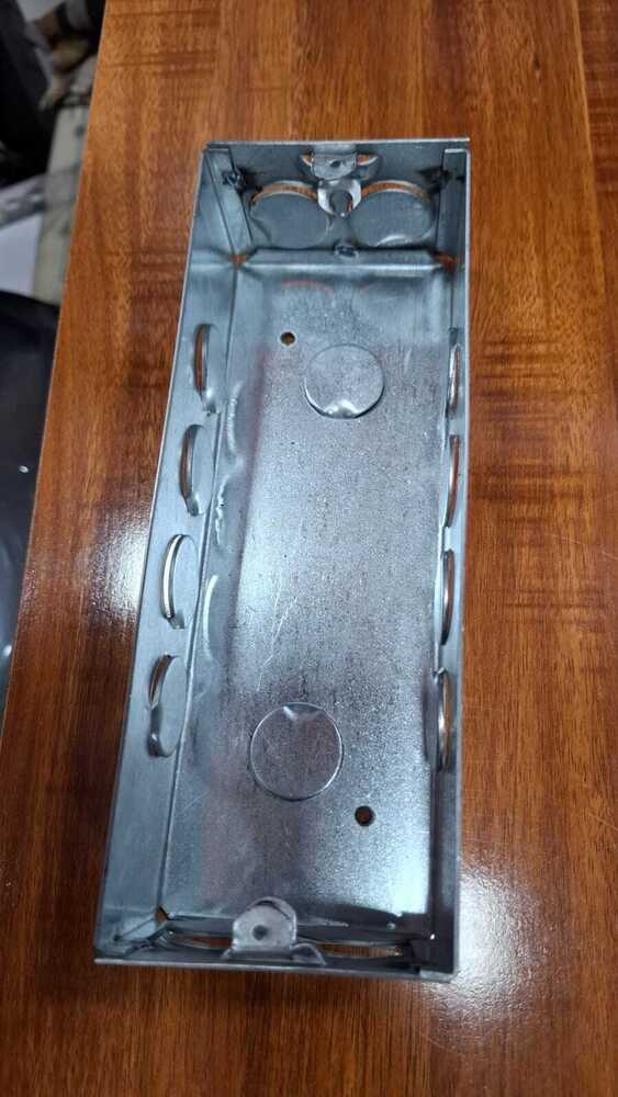 6 Module Metal Flush Box