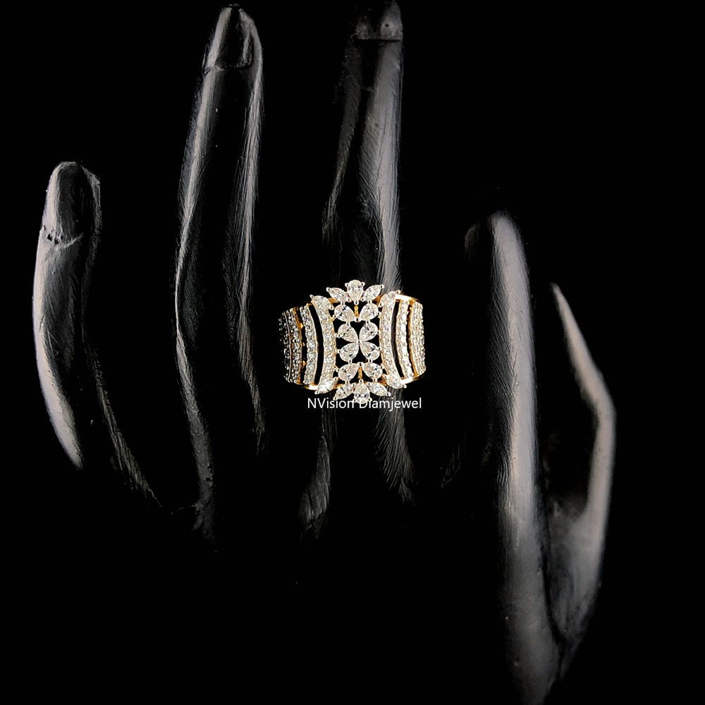 Royal Cascade Natural Diamond Statement Ring - Color: Gh