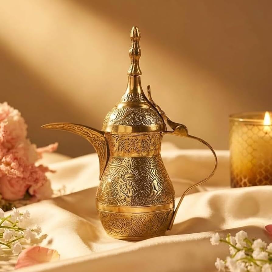Brass Dallah Pot - Shape: Traditional / Round