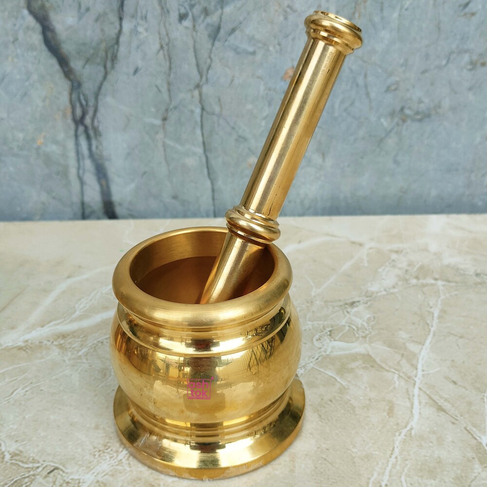 Brass Khalbatta - Shape: Round / Traditional