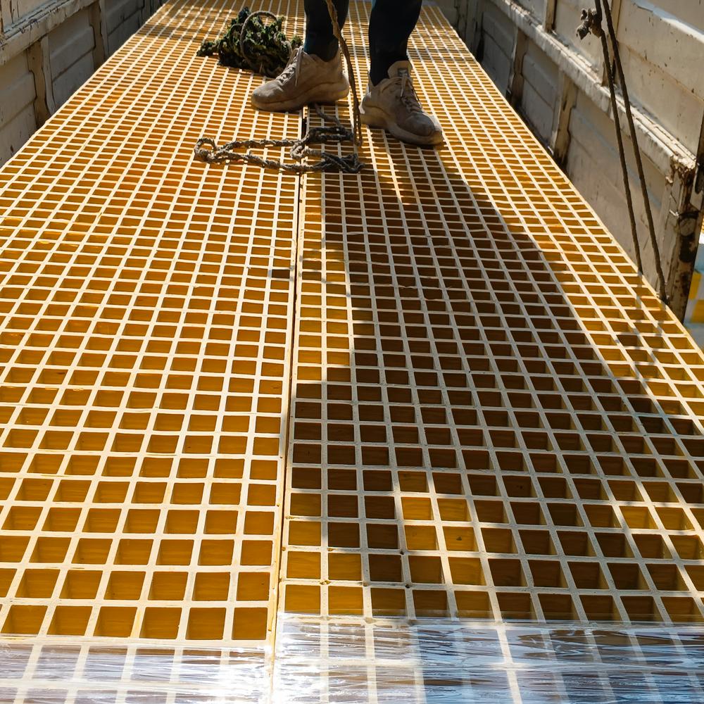 Industrial FRP grating manufacturer