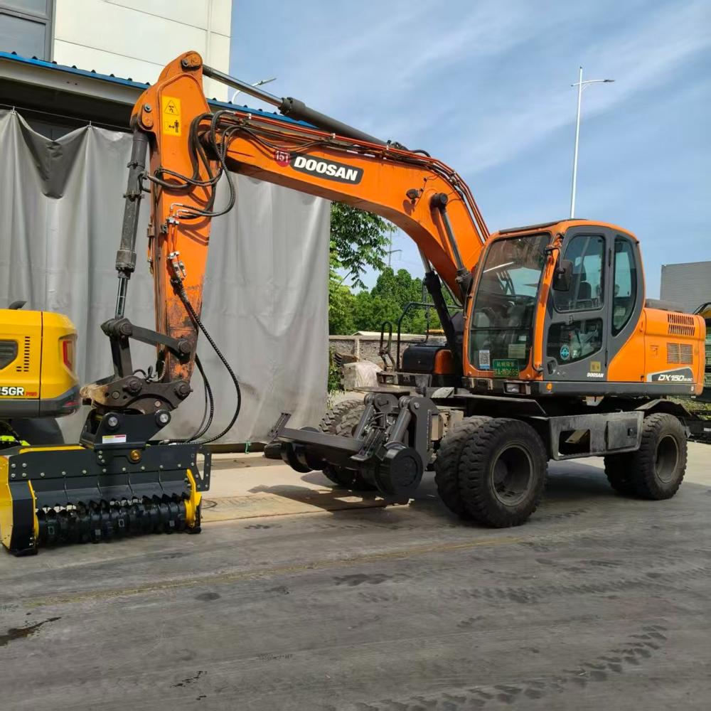 Tree Cutter Multucher - Automatic Grade: Automatic