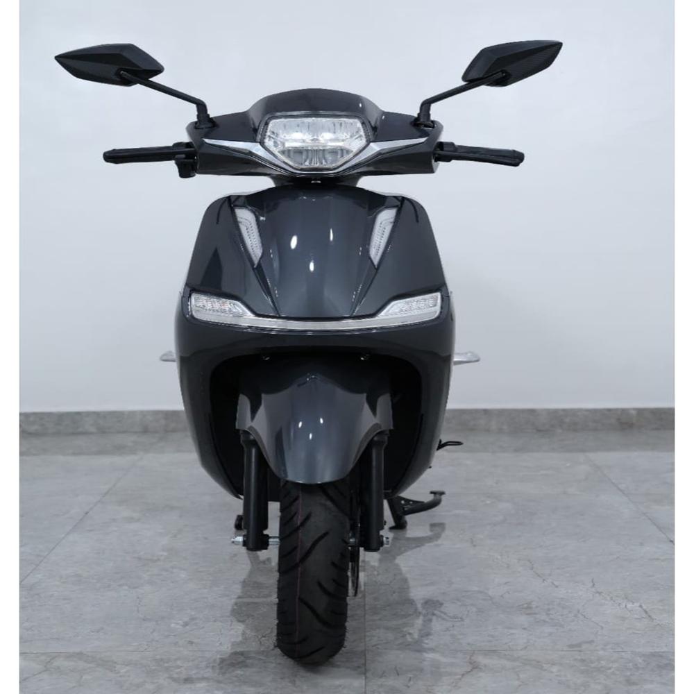 FH Activa Electric Scooter - High-Strength Steel Frame, Black, 10-Inch Wheels, 60-80 km Range, Keyless Start