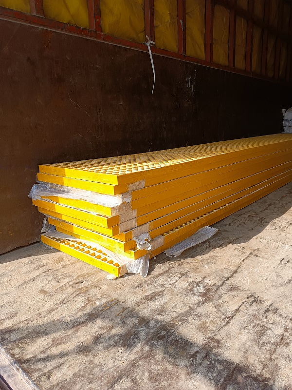 Composite Grating