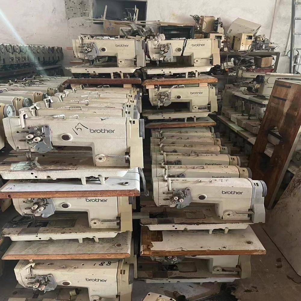 Used Industrial Sewing Machine - Cast Iron, 48x20x38 Cm, Beige, Lockstitch, 400-550w, Drop Feed, Manual Foot Pedal