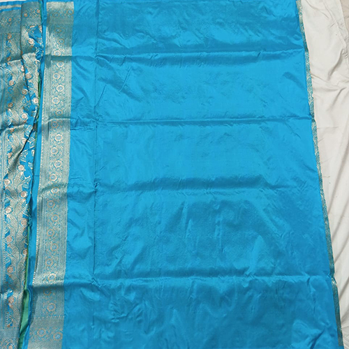 Kataan Silk Saree Pattern Type - Sada Latar Fabric