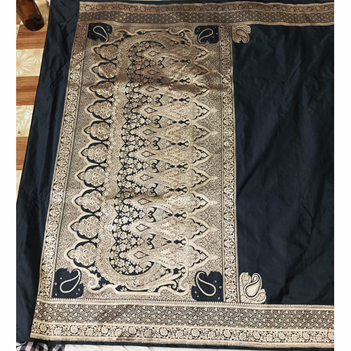 Kataan Ropa Sona Jaal Fabric