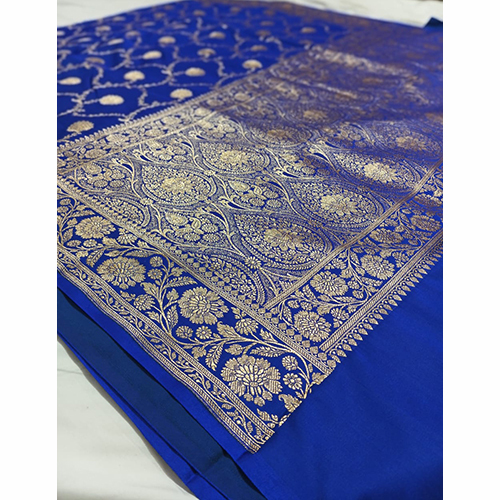 Mashru Silk Saree Pattern Type - Sada Jaal  Fabric