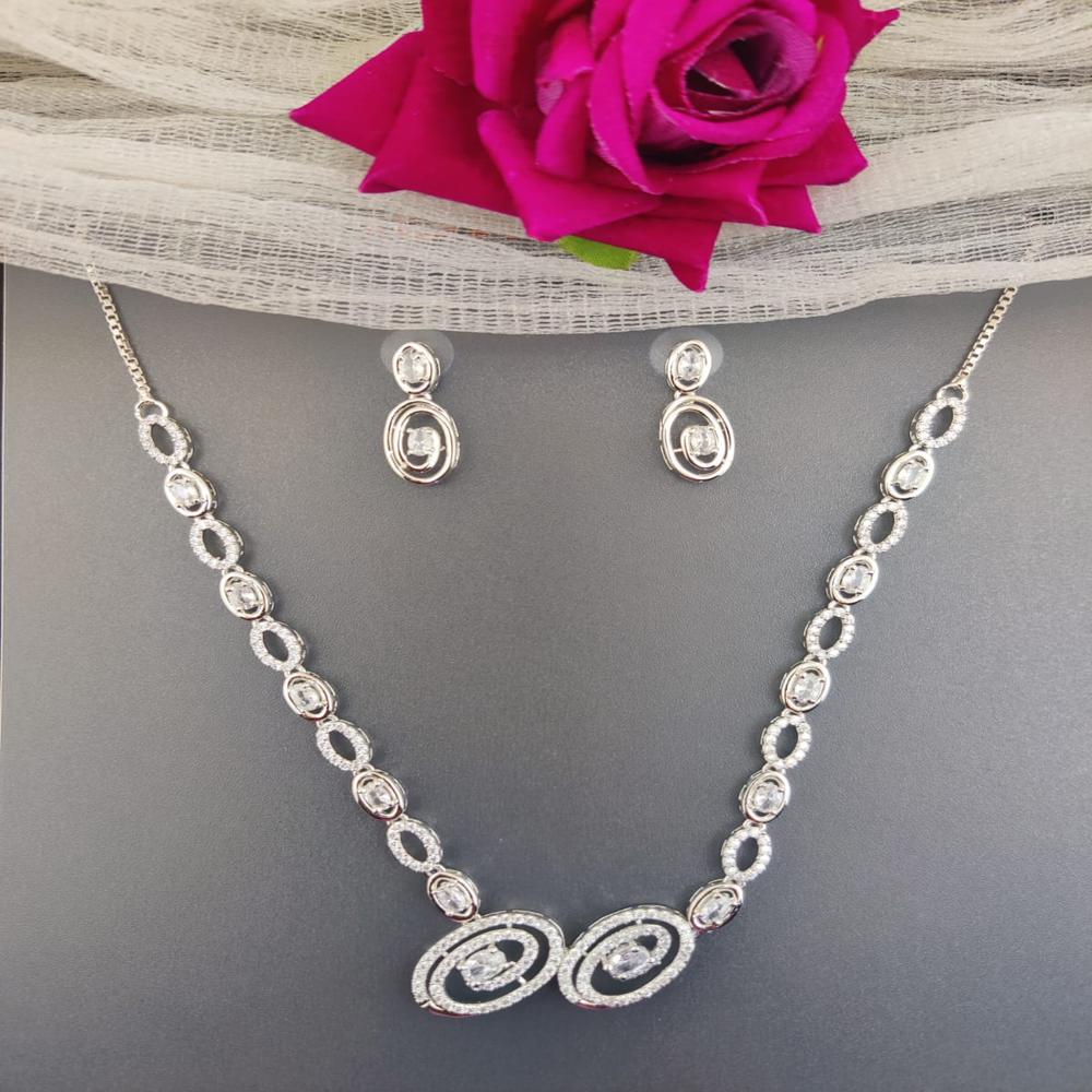 Silver Necklace - Gender: Women