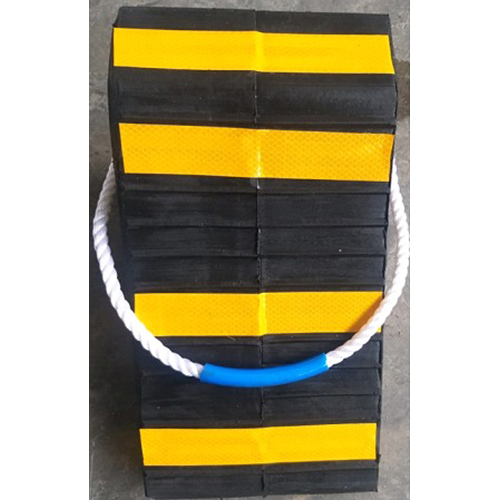 L Shape Rubber Wheel Chock