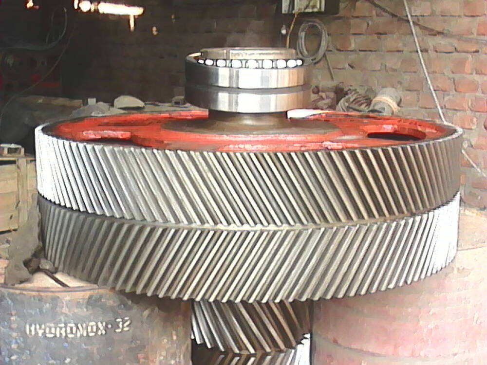 1500 MM हेलिकल गियर व्यास