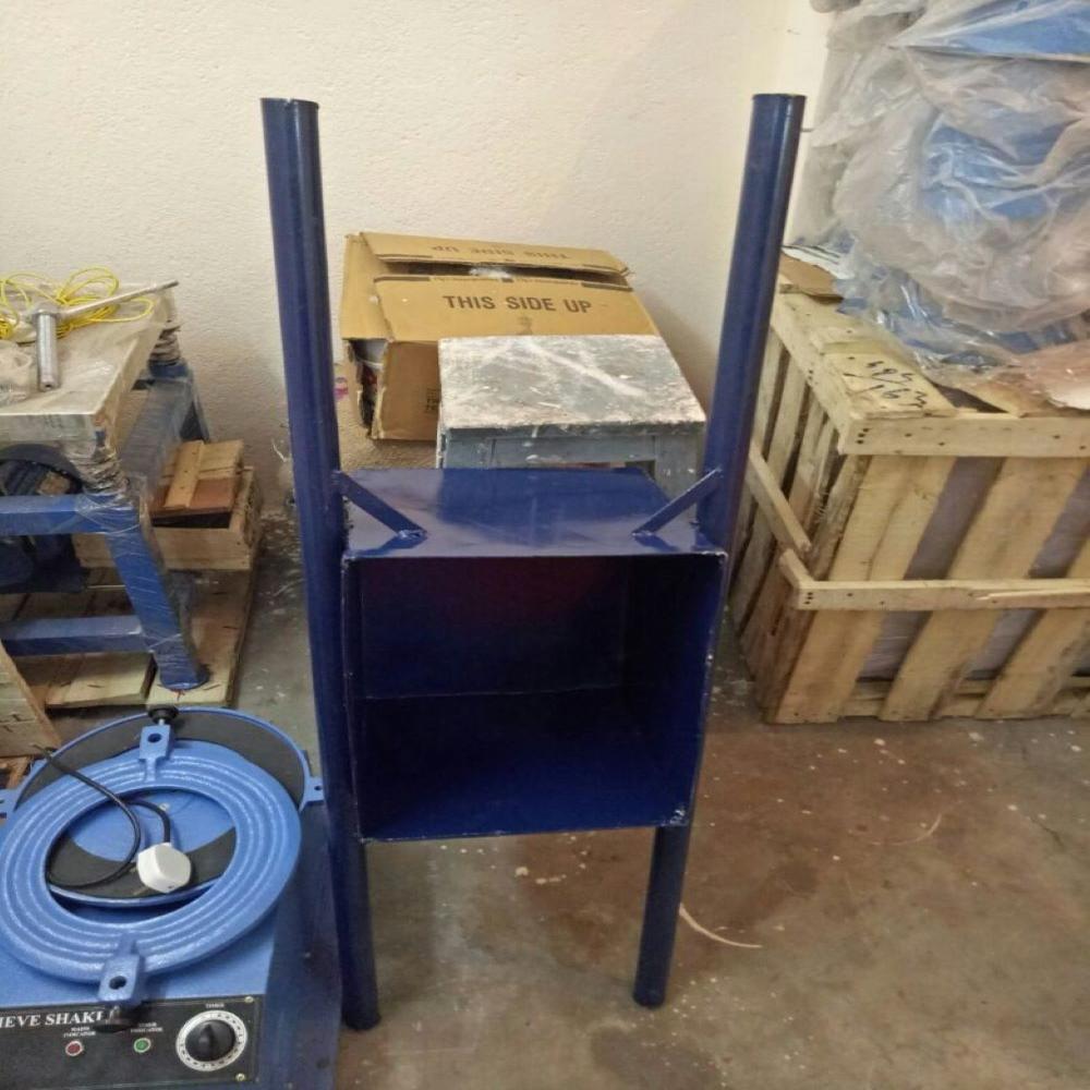 Construction Measuring Box - Color: Blue