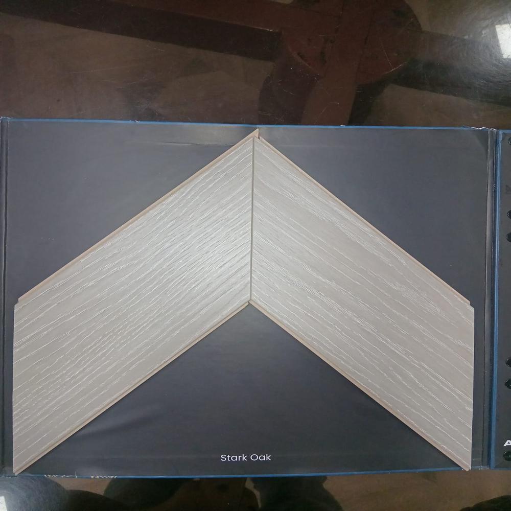 Chevron Laminate Wooden Flooring