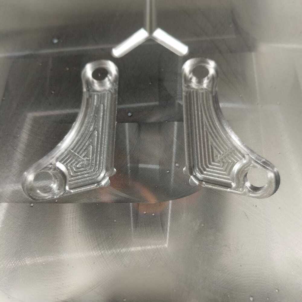 Die Mold - Core Material: Hardened Alloy Steel