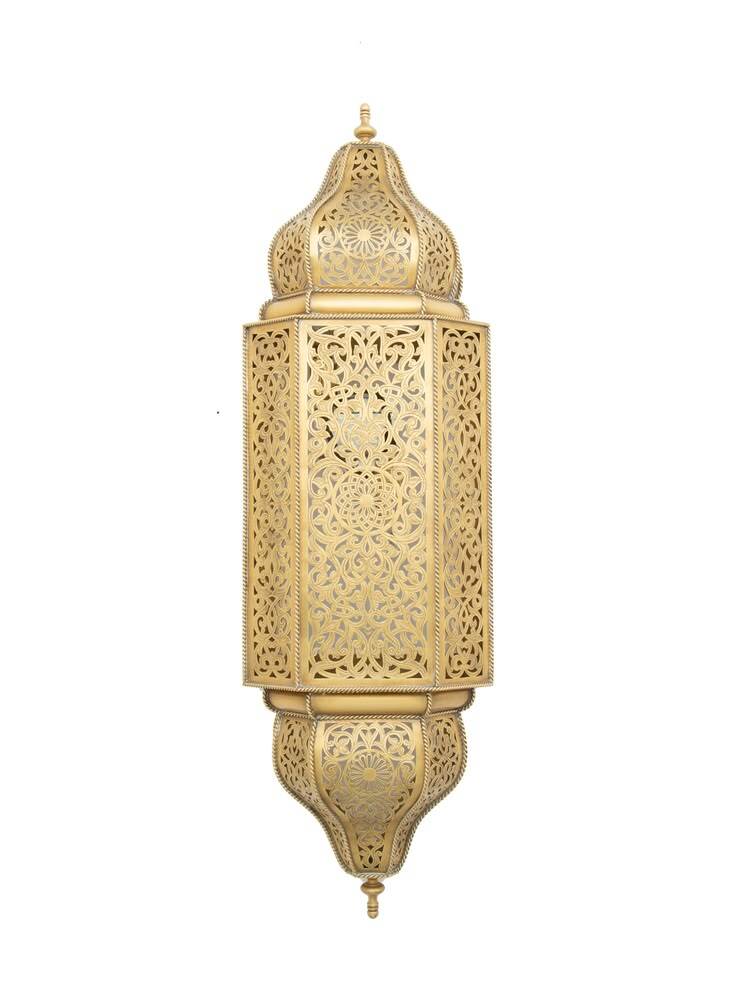 Hanging Lanterns - Color: Gold/Brass