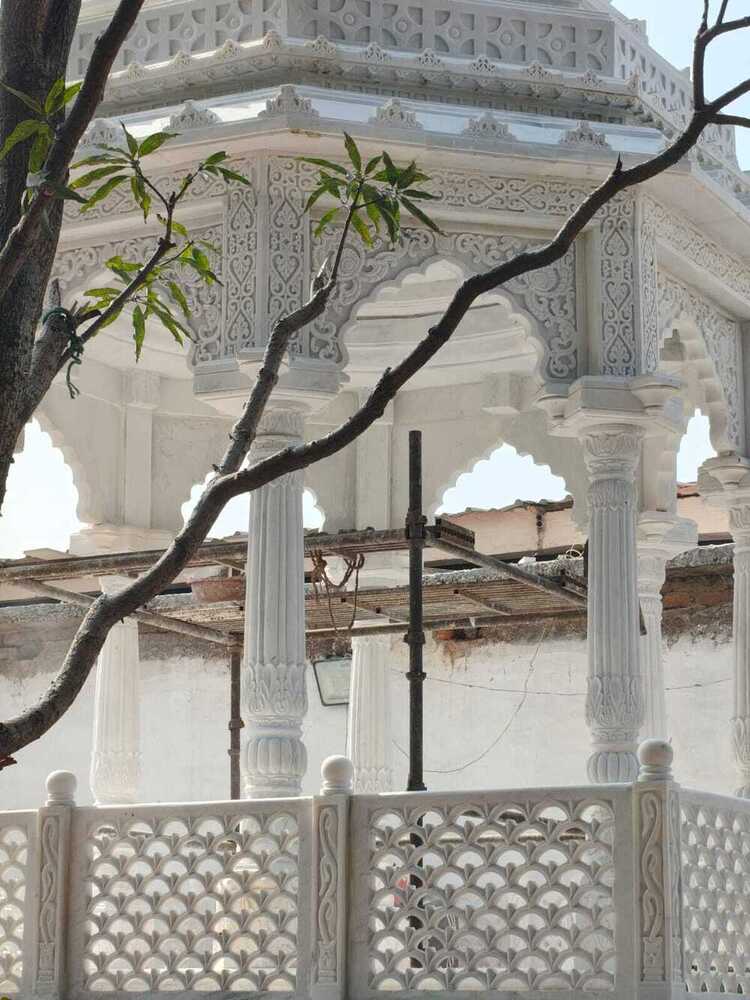 Makrana marble outdoor chhatri